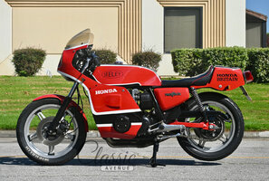 1980 Honda CB750 Phil Read Replica 13.jpg