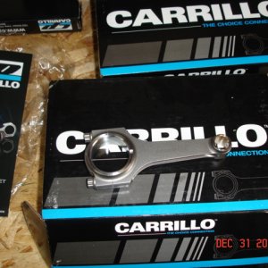Carrillo rods look pretty and are pretty pricey too!  Cant break these.